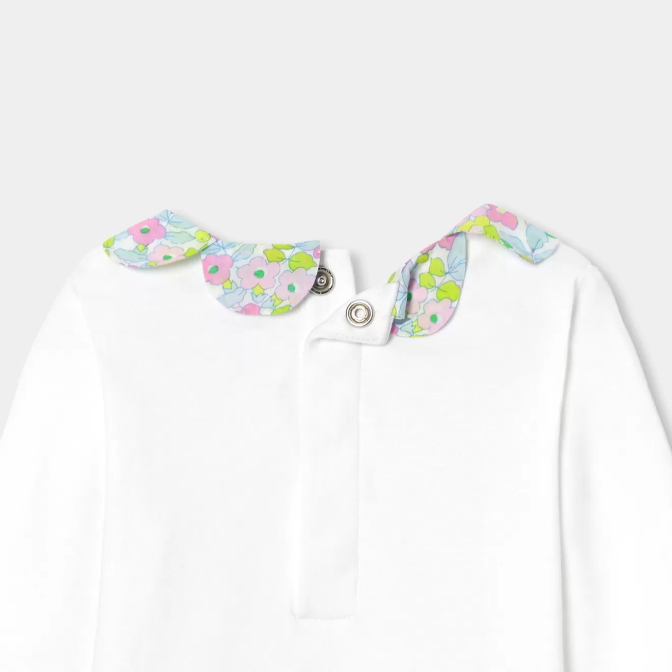 baby_girl_long_sleeves_bodysuit_3-2.webp Jacadi Bodysuits | Baby girl long sleeves bodysuit