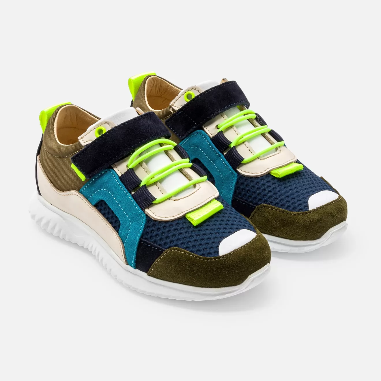 boy_running_sneakers_2.webp BOY Jacadi Sneakers | Boy running sneakers