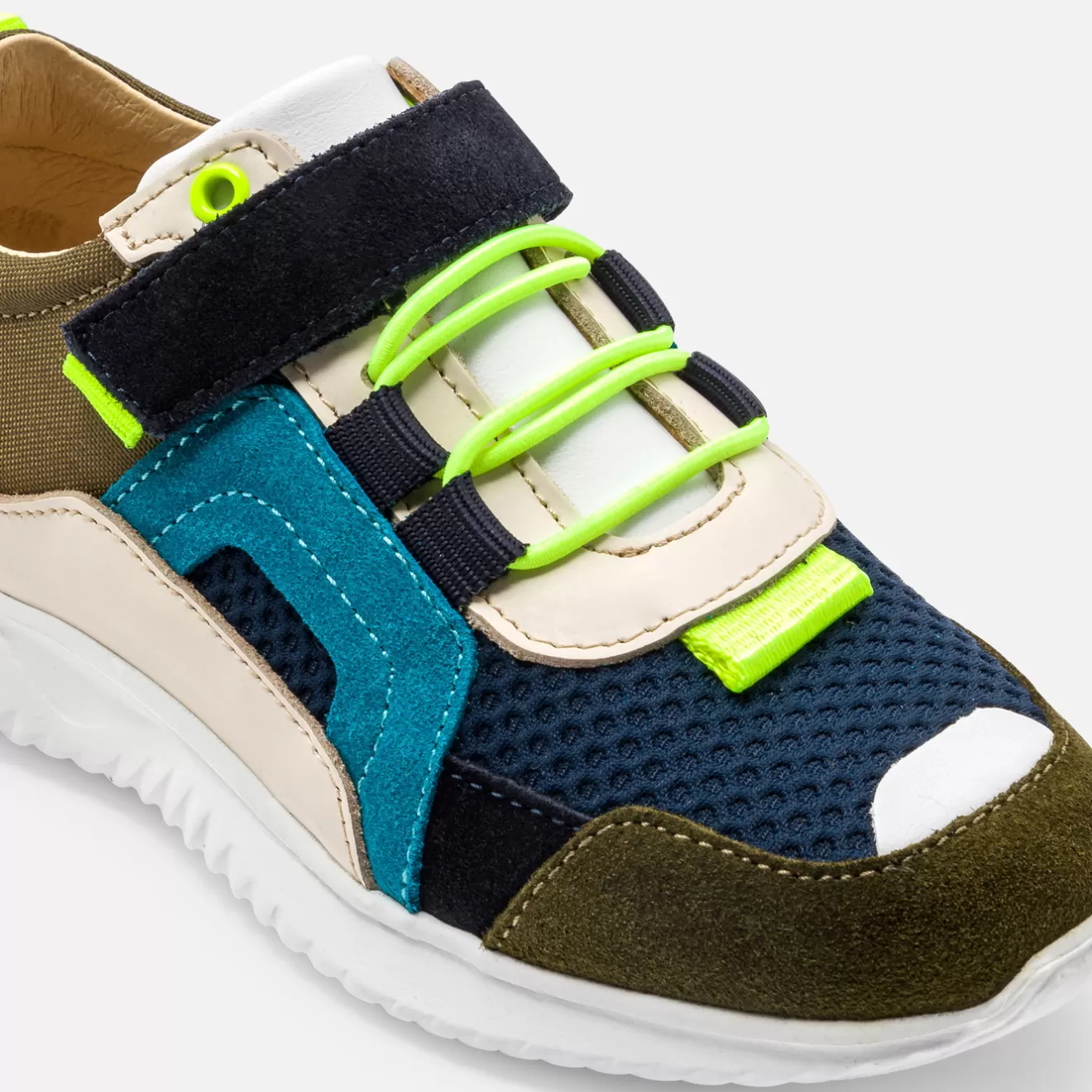 boy_running_sneakers_6.webp BOY Jacadi Sneakers | Boy running sneakers