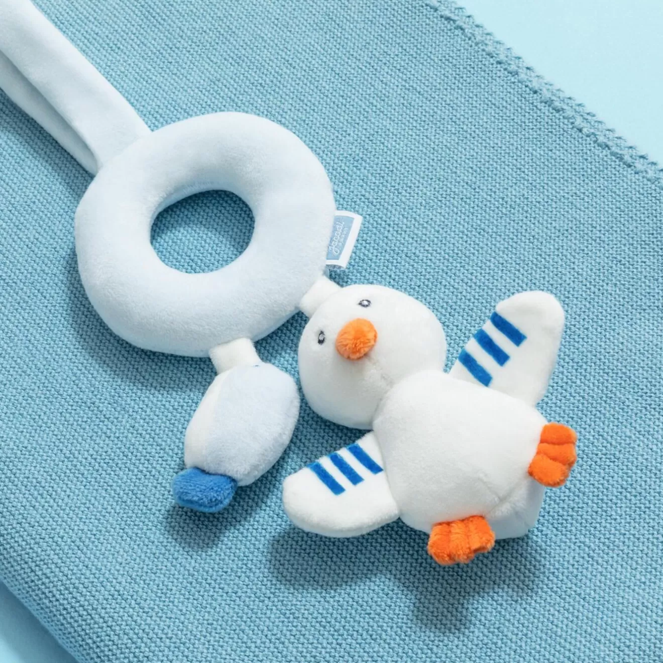 seagull_and_fish_rattle_3.webp Jacadi Plush And Activity Toys | Plush And Activity Toys | Seagull and fish rattle